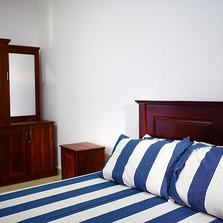 Catamaran6 Guest Inn ตรินโคมาลี ภายนอก รูปภาพ