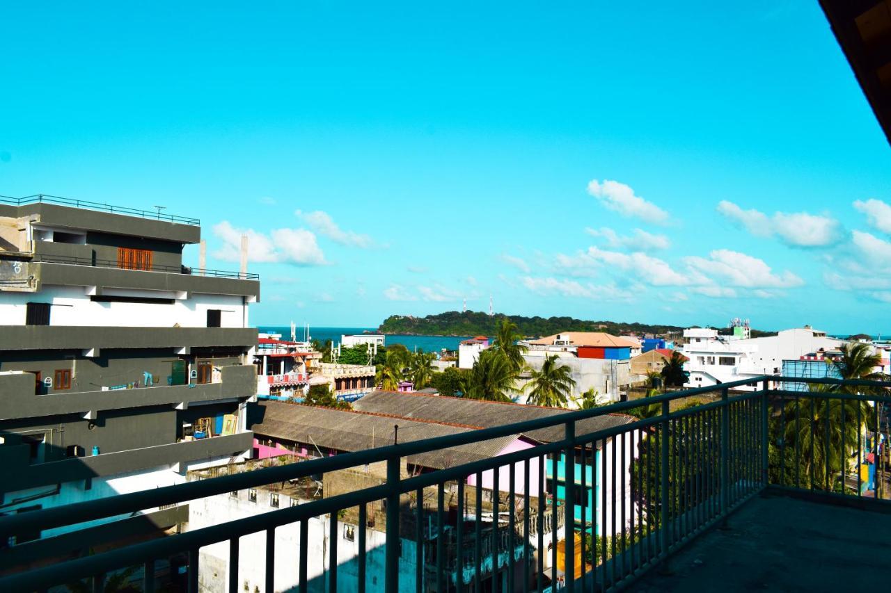 Catamaran6 Guest Inn ตรินโคมาลี ภายนอก รูปภาพ